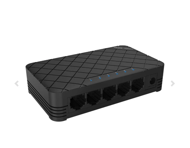 Switch de escritorio REYEE plastico no admin 5 Puertos 10/100  RG-ES05